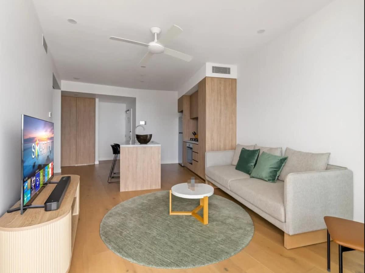 Casino Residences 1 & 2 Bedroom Apartments Голд-Кост Номер фото